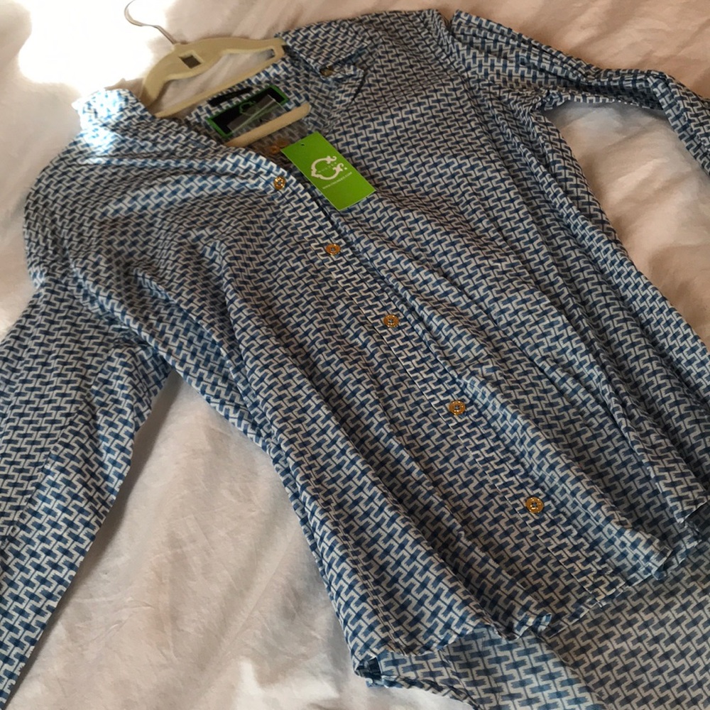 C Woder button down - Picture 3 of 3